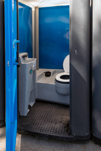 Portable Toilet Options We Offer in Manton, MI